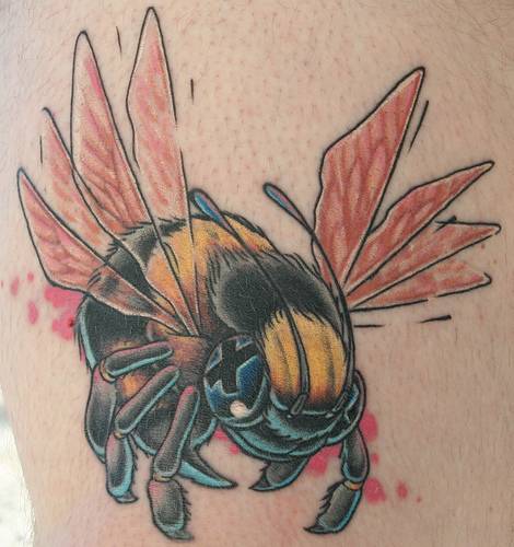 Тату (татуировка) Пчела: значение и эскизы женские и мужские